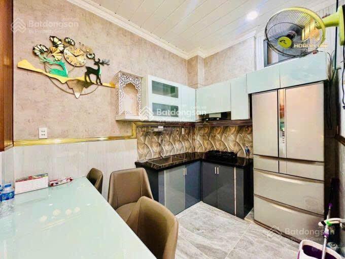Đi định cư tôi bán nhà duy tân p15 phú nhuận. 54,4m2 gần trường mầm non 15. cho thuê 15tr