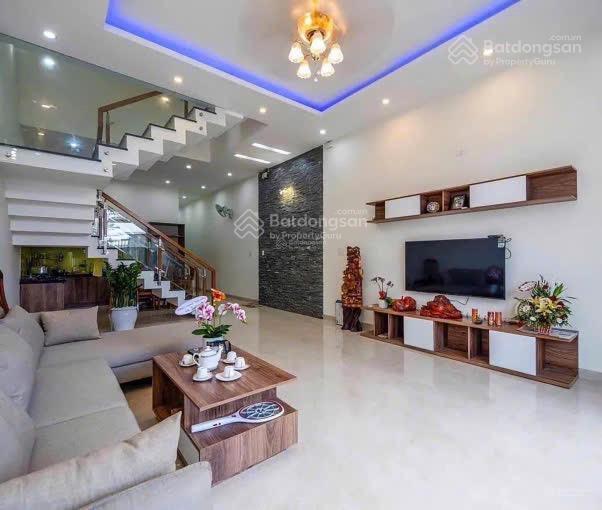 Bán nhà đang cho thuê 22tr/th đường lý thường kiệt p14 q10. 81,5m2. gần đại học bách khoa