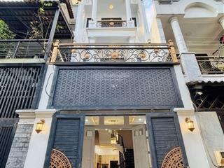 Giảm giá mạnh bán nhà nguyên hồng p11 bình thạnh. 72m2 gần chợ bà chiểu. đang cho thuê 22tr/th