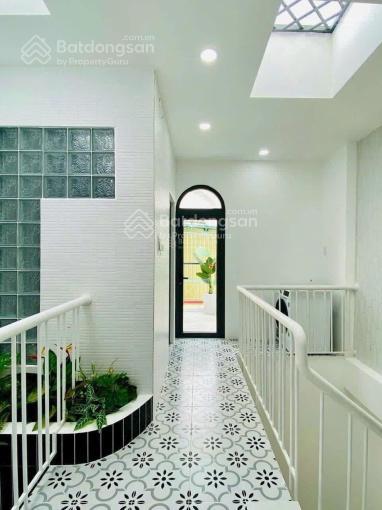 Bán gấp nhà lý tự trọng, phường bến nghé q1. 70,2m2 gần vincom center. cho thuê 26tr/th