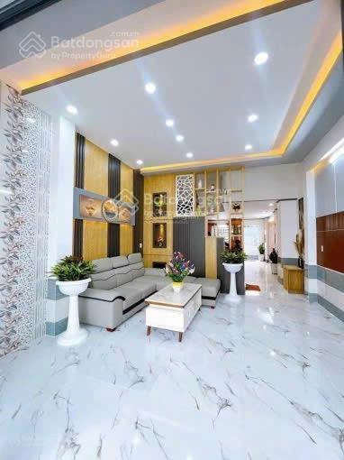 Bán nhà chính chủ đường nguyễn thông p9 q3. giá 4tỷ5/91m2 gần đại học sài gòn. đang cho thuê 28tr