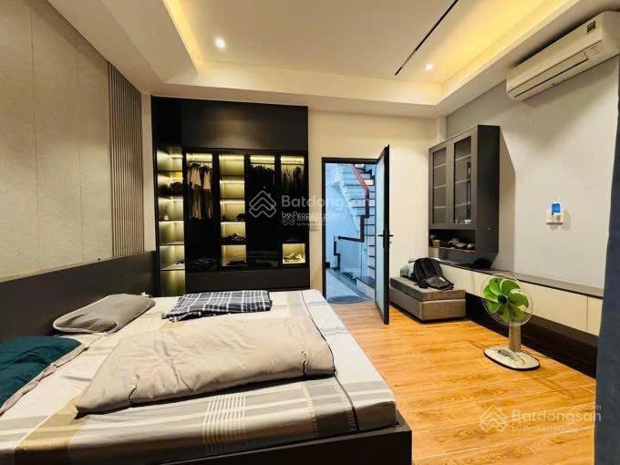 Bán nhà đường xe hơi nguyễn thị nhỏ p15 q11. dt 81,2m2 gần bách hoá xanh. đang cho thuê 20tr