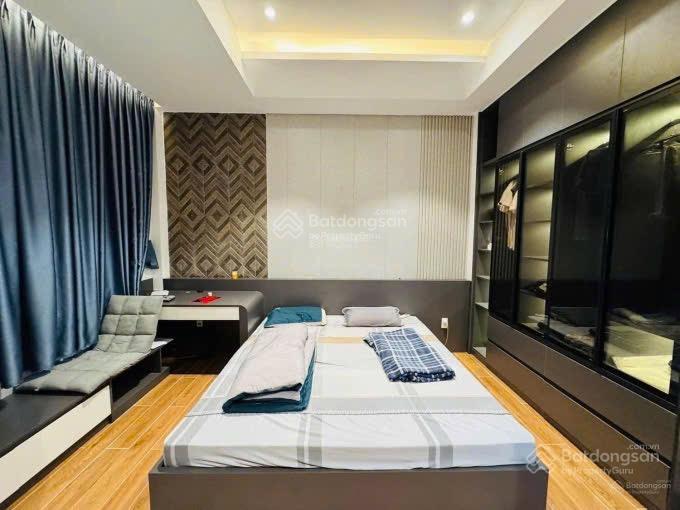Bán nhà đường xe hơi nguyễn thị nhỏ p15 q11. dt 81,2m2 gần bách hoá xanh. đang cho thuê 20tr
