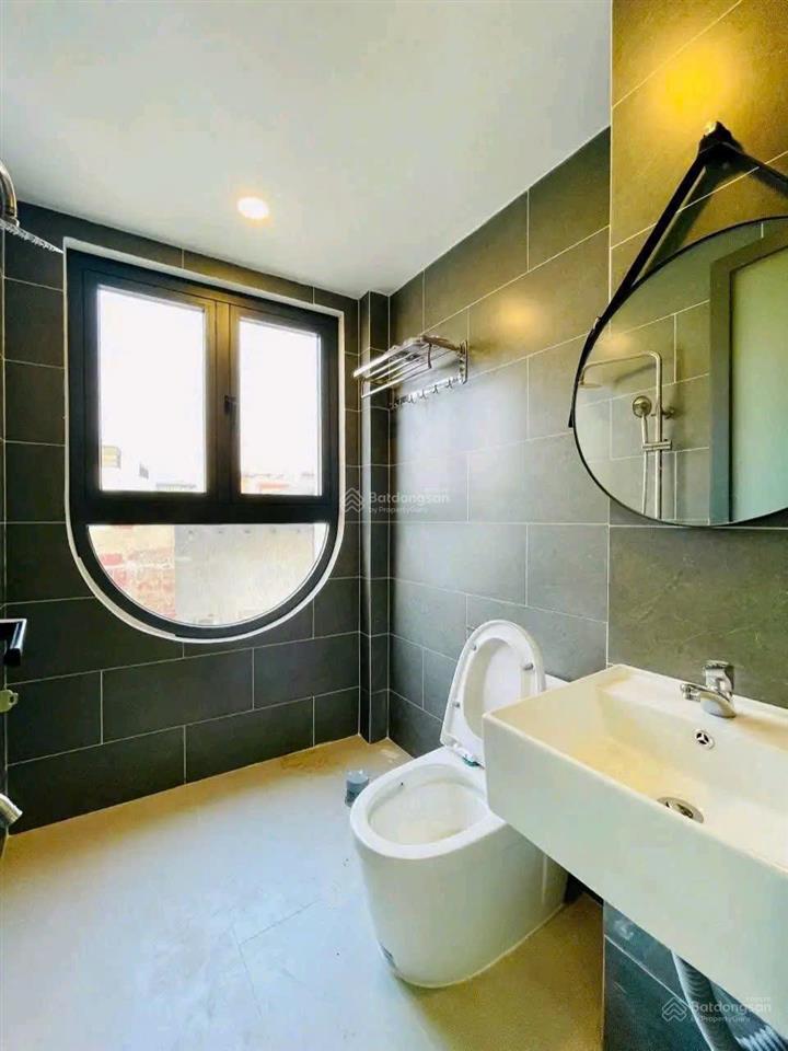 Hạ giá bán gấp nhà đường dương quảng hàm p6 gò vấp. 93,8m2 gần vincom plaza. cho thuê 20tr/th