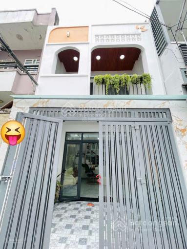 Có ngay nhà sư vạn hạnh p12 q10. gần vạn hạnh mall. 68,8m2 đang cho thuê 18tr. đường ô tô