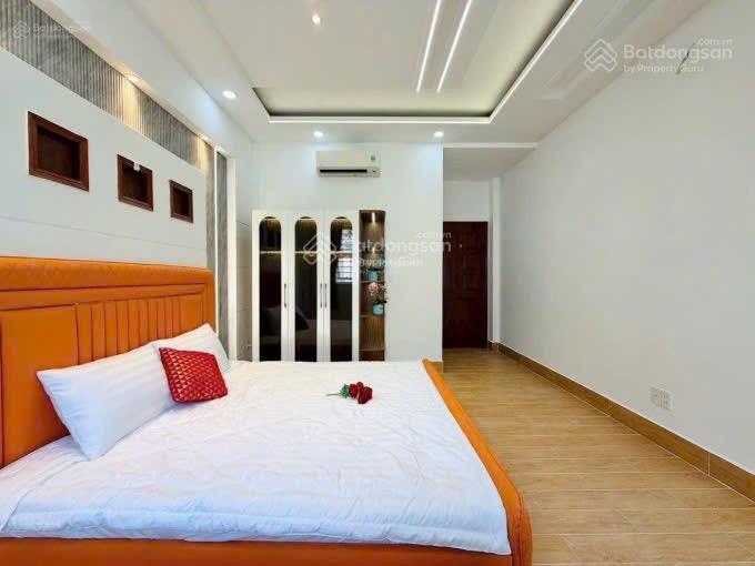 Cần vốn bán nhà đường nguyễn biểu p2 q5. giá 5tỷ3/82,8m2 gần đại học sài gòn. đang cho thuê 28tr/th