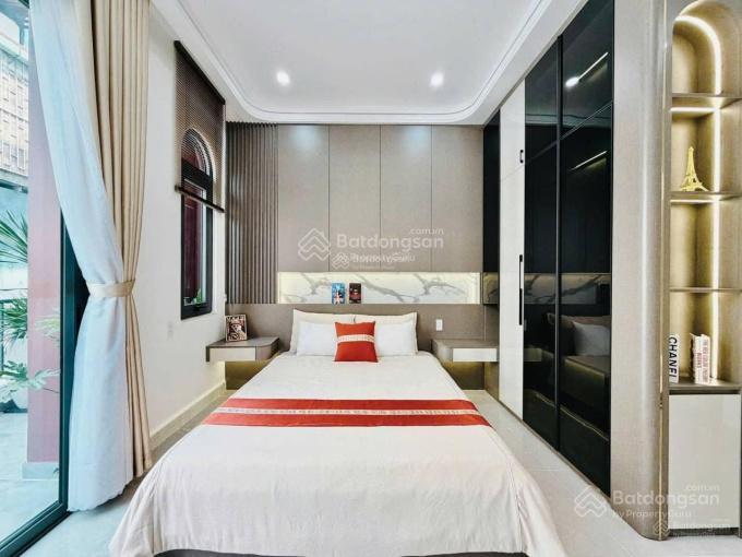 Bán gấp nhà đường lê tự tài  p4  phú nhuận. 74,9m2 gần chợ nguyễn đình chiểu. cho thuê 21tr