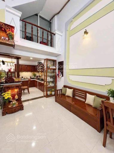 Chỉ 2 tỏi6 có nhà gần emart phan văn trị, đường ô tô huỳnh khương an 64m2. đang cho thuê 15tr/th
