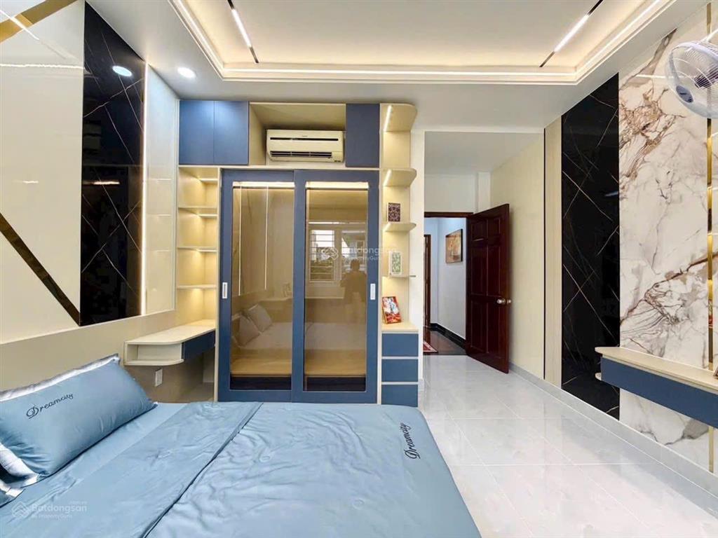 Chú dương cần tiền kinh doanh bán nhà nguyễn thái sơn p1 gò vấp. 3,990toi/76,5m2 gần dh công nghiệp