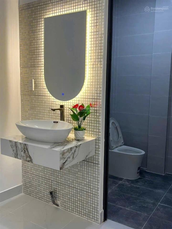 Nhà ngộp minh phụng, p.10, quận 11. 4,090ty/dt 77,4m2. cho thuê 19tr, gần chợ bình tây