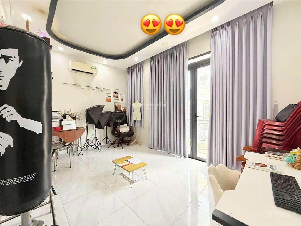 Nhà ngộp minh phụng, p.10, quận 11. 4,090ty/dt 77,4m2. cho thuê 19tr, gần chợ bình tây