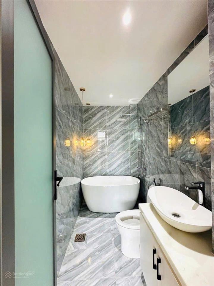 Siêu phẩm bùi đình tuý, p12 bình thạnh. 4,770ty/dt 85,5m2 (4,5m x 19m) gần đh quốc tế hồng bàng