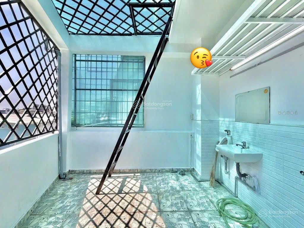 Cô kim đi định cư cần bán gấp nhà lãnh binh thăng p12 q11. 4,460ty/74,8m2 gần trạm y tế p12 q11
