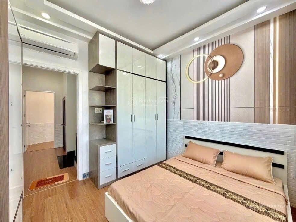 Cô kim đi định cư cần bán gấp nhà lãnh binh thăng p12 q11. 4,460ty/74,8m2 gần trạm y tế p12 q11