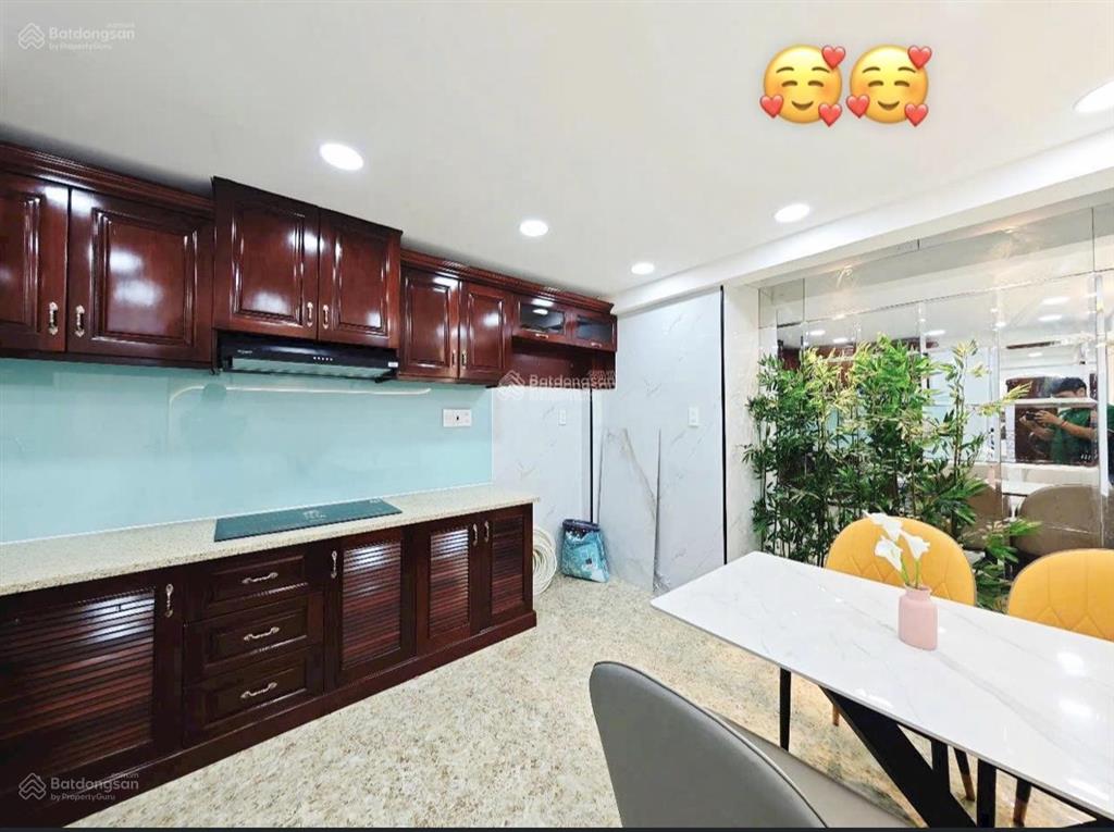 Hạ giá sâu cần bán nhà đ cô bắc p1 phú nhuận. 3,890ty/dt 75,2m2, cách chợ phú nhuận 500m