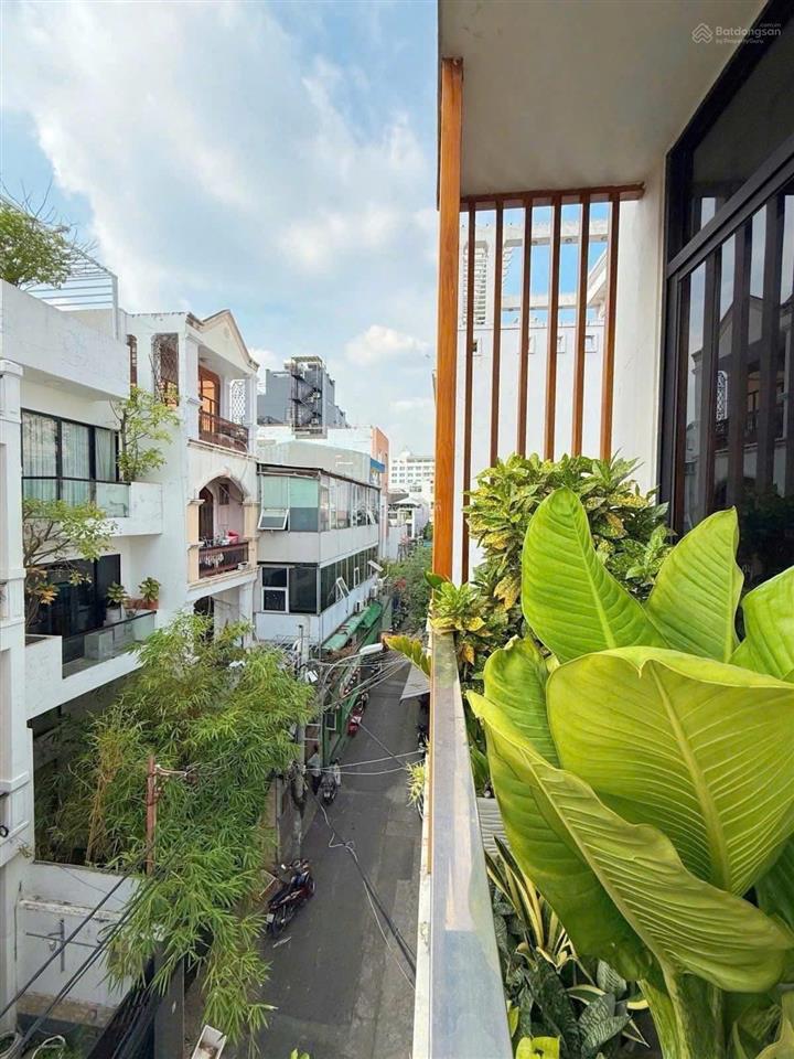 Cần bán nhà đường an dương vương, p2, quận 5. giá 4 tỏi/ 72,5m2. cho thuê 29tr. gần đh sài gòn