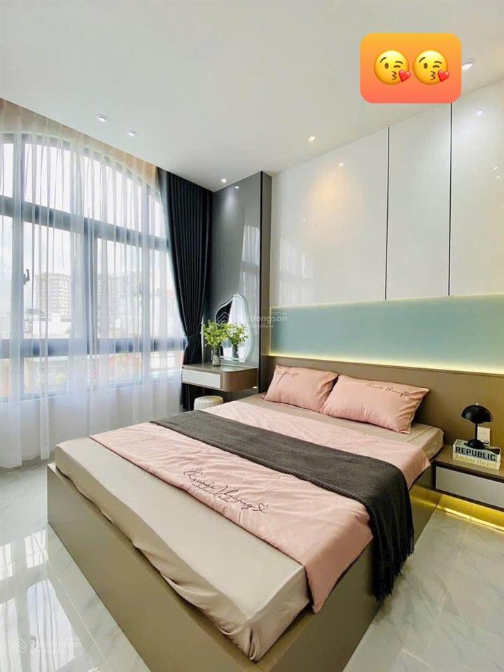 Cần bán nhà đường 3/2 p10, quận 10, gần bệnh viện nhi đồng 1. 4,390ty/dt 81m2. cho thuê 29tr/th