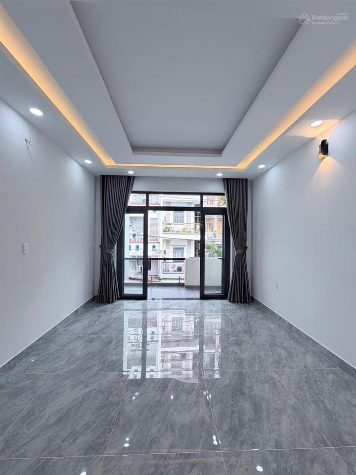 Giảm giá mạnh hàn hải nguyên p5 q11. giá 3,990ty/84m cho thuê 23tr/tháng  hợp đồng lâu dài.