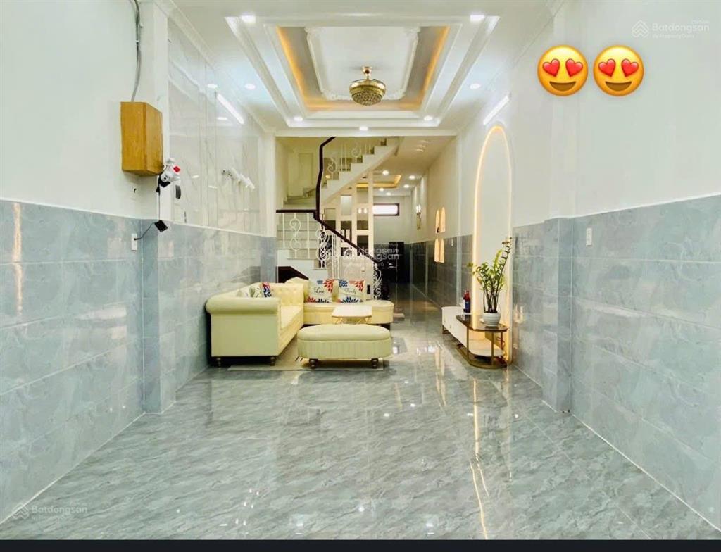 Giá tốt nhất mặt tiền huỳnh văn bánh p15 phú nhuận. 3,690ty/ dt 88m2 cách chợ phú nhuận 3 phút