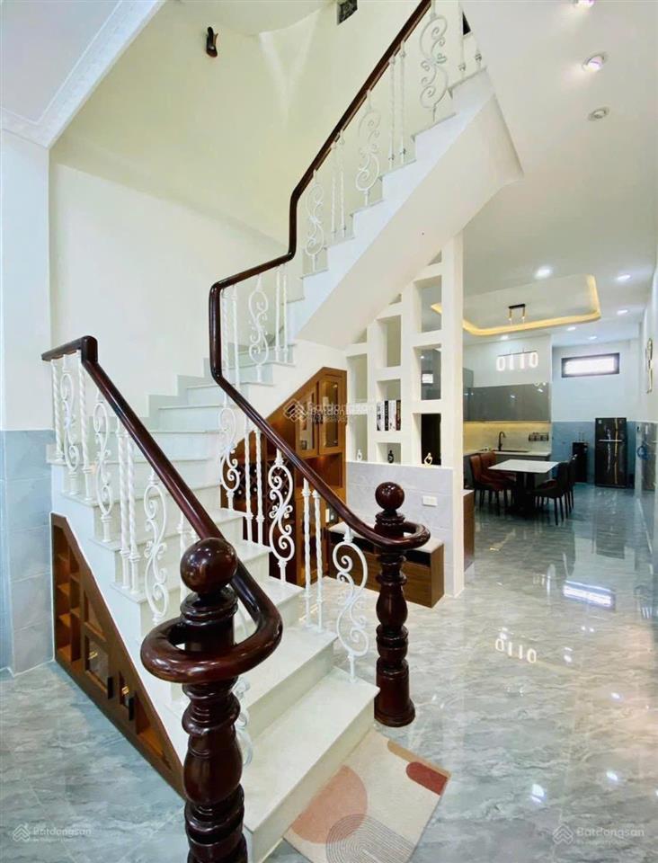 Giá tốt nhất mặt tiền huỳnh văn bánh p15 phú nhuận. 3,690ty/ dt 88m2 cách chợ phú nhuận 3 phút