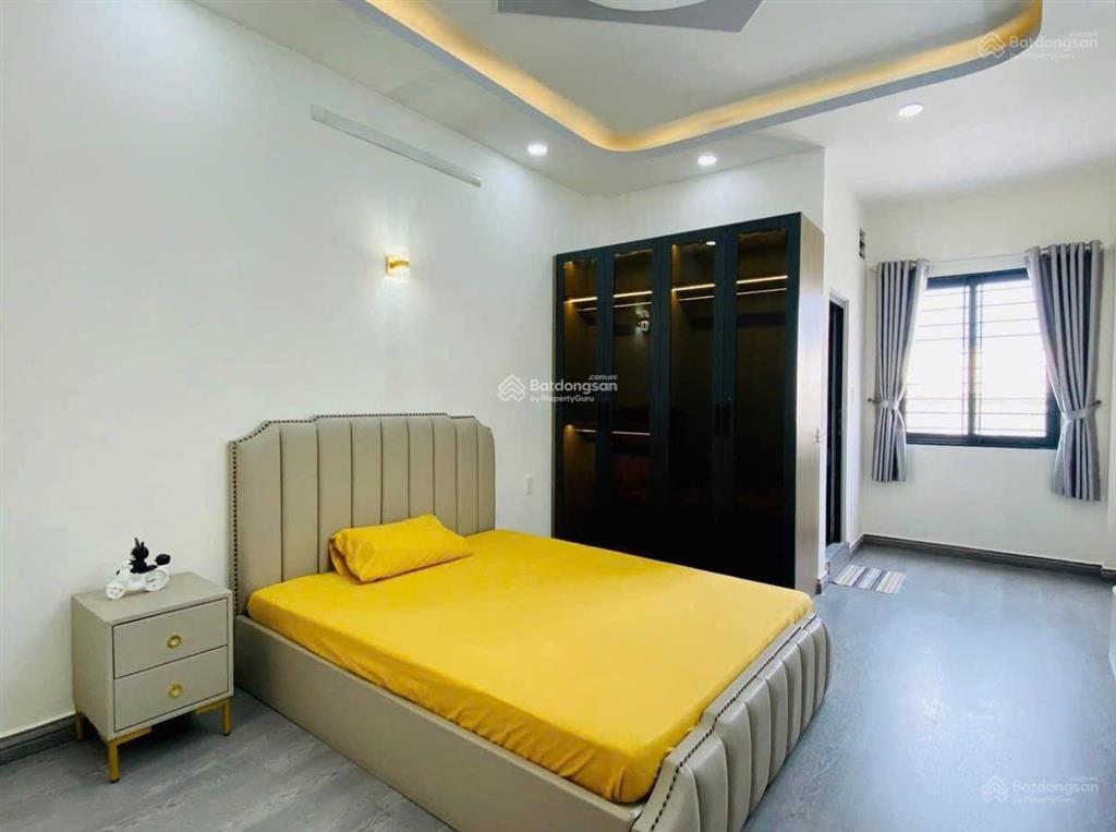 Giá tốt nhất mặt tiền huỳnh văn bánh p15 phú nhuận. 3,690ty/ dt 88m2 cách chợ phú nhuận 3 phút