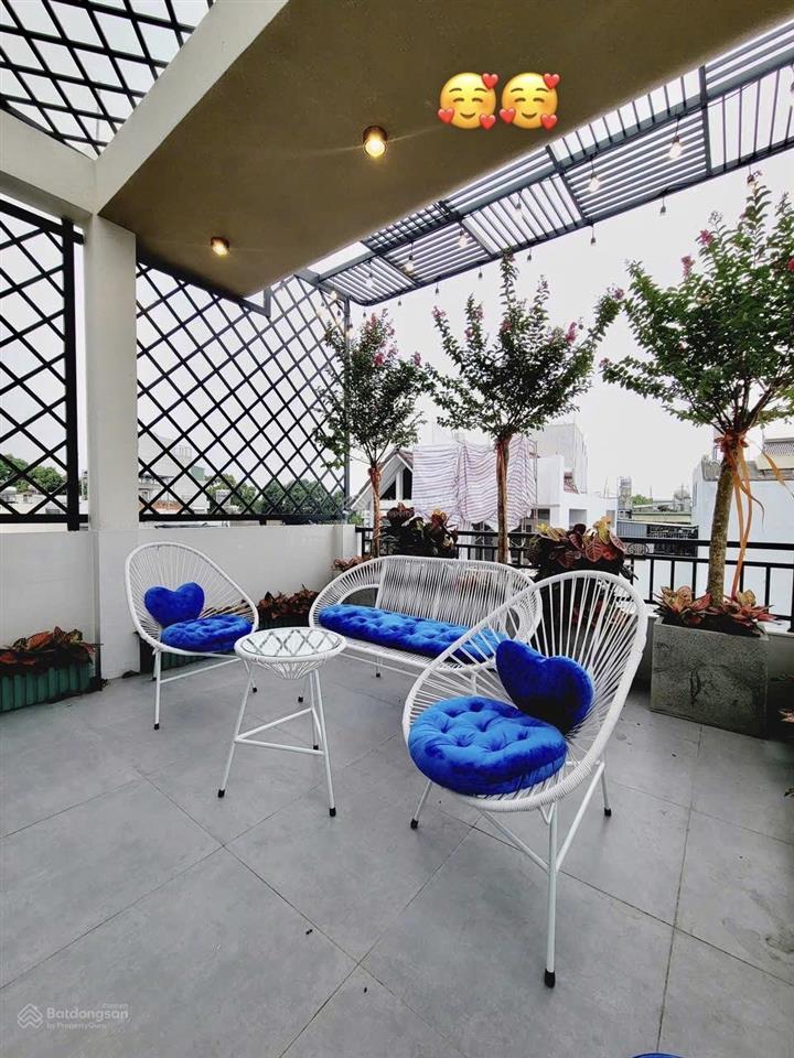 Nhà ngộp cần ra nhanh phan văn hân p17 bình thạnh. giá 4,7ty/dt 76,5m2 cách trường đh thuỷ lợi 5p