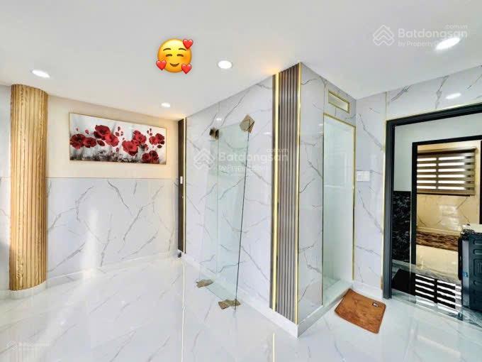 Giảm lấy lộc bán gấp nhà đinh công tráng, ptân định, quận 1. giá 5,4tỏi/90m2, cho thuê 40tr/tháng.