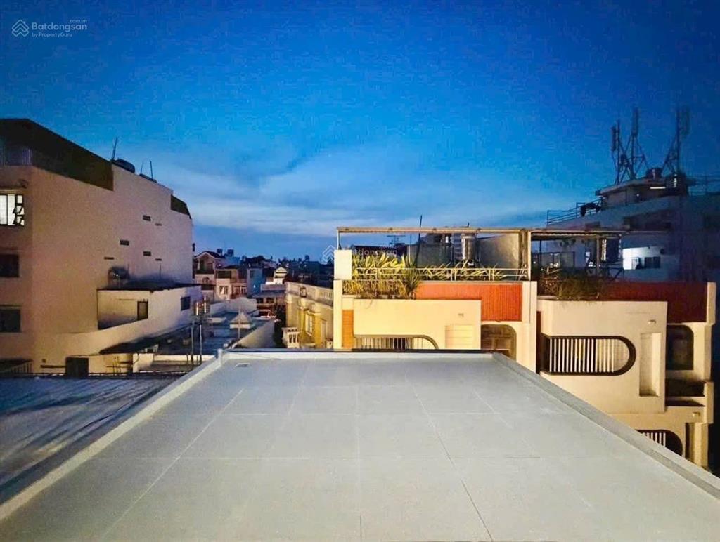 Chính chủ bán nhà đoàn văn bơ, p12, quận 4. 70m2, đang cho thuê 22tr/th. gần chợ xóm chiếu