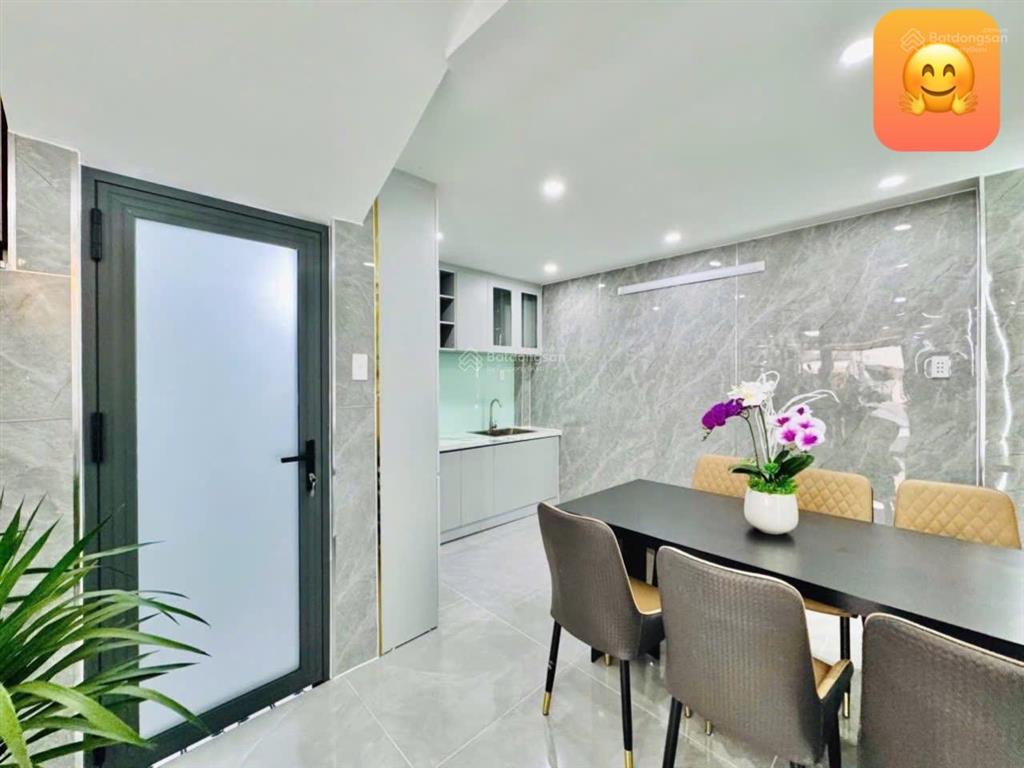 Nhà cực rẻ đ nguyễn thị minh khai, p võ thị sáu, quận 3. giá 4,790toi/77,5m2. gần chợ bến thành