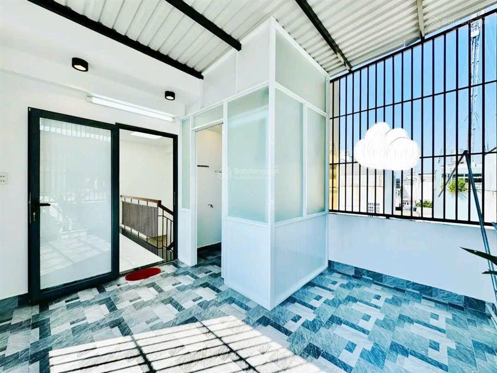 Siêu phẩm nhà long trường, quận 9. 4,120ty/ dt 76,2m2. cách trường mẫu giáo trường xanh 300m