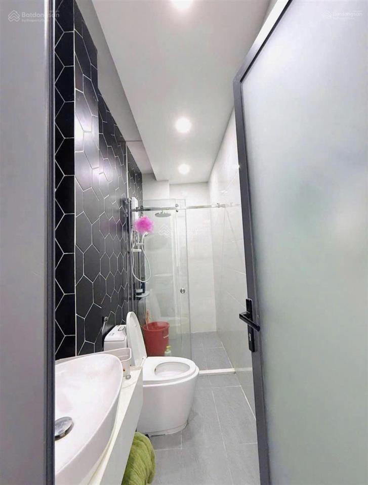 Nhà ngộp chỉ 3,680ty/90m2 bùi quang là p12 gò vấp ngay giao lộ bùi quang là và phan huy ích đi vào.