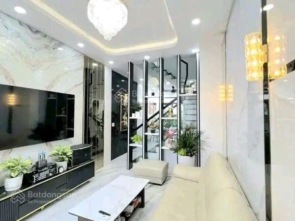 Cô duyên bán gấp đi định cư nhà lê quang sung  p2  quận 6, 3,260ty/77,4m2  cho thuê 23 triệu/th