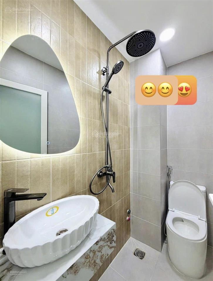 Cần tiền xoay vốn bán nhà đang cho thuê 18triệu đ.võ văn tần  hiệp bình chánh thủ đức 3tỷ580/64m2