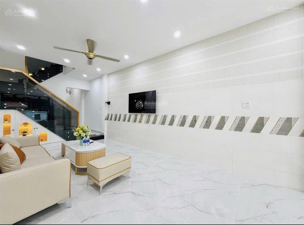 Cần tiền kinh doanh bán gấp nhà linh đông, hiệp bình, thủ đức. 2,990tỷ/68,8m2 cho thuê 15tr/tháng