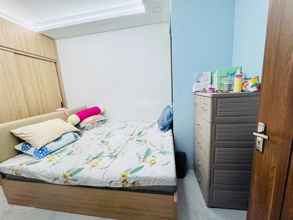 Hạ giá mạnh nhà ở đường châu văn liêm, p11, quận 5. 84m2 gần bệnh viện hùng vương