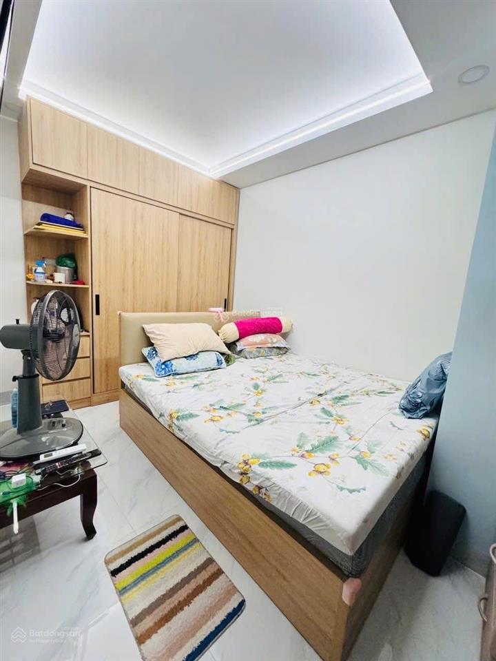 Hạ giá mạnh nhà ở đường châu văn liêm, p11, quận 5. 84m2 gần bệnh viện hùng vương