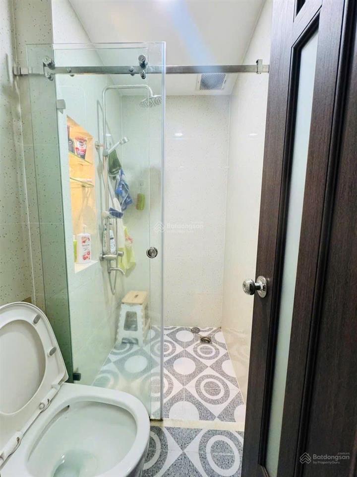 Hạ giá mạnh nhà ở đường châu văn liêm, p11, quận 5. 84m2 gần bệnh viện hùng vương