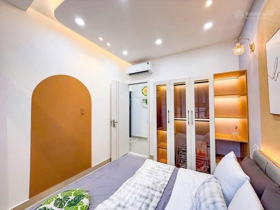 Cô tư bán nhà gấp đi định cư võ thị sáu, p5, quận 3. dt 81,6m cách dinh độc lập 3 phút