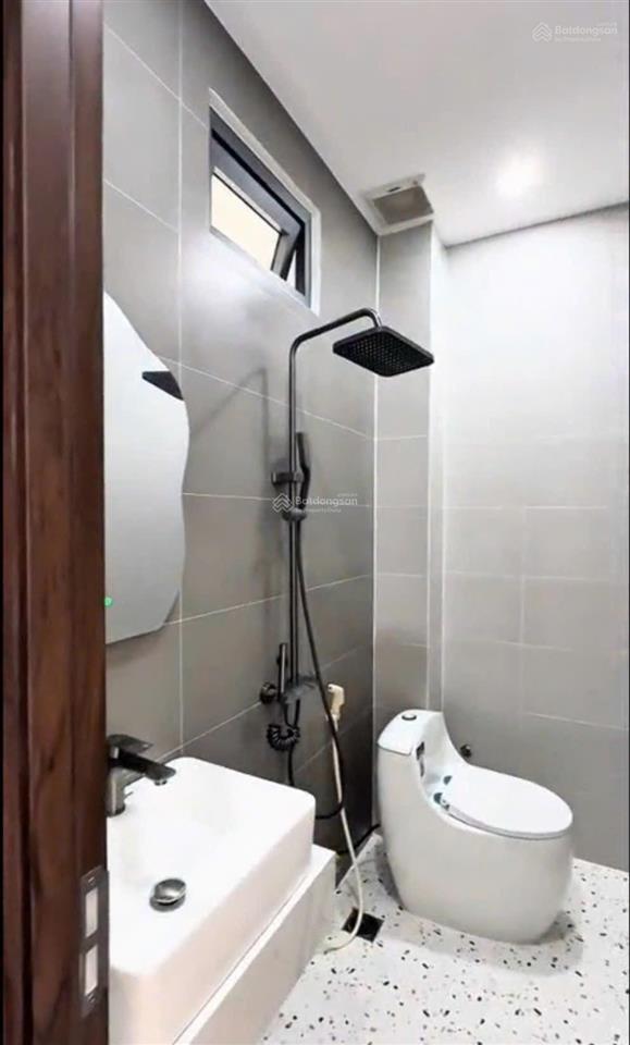 Giảm giá bán nhanh nhà nguyễn thị nhỏ p10, quận 6. 7,560ty/62m2 cho thuê 20tr/th gần bến xe chợ lớn