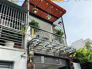 Bán gấp nhà lý thái tổ p10 quận 10. 2,890ty/63m2 cách bv nhi đồng 5p di chuyển. cho thuê 27tr/th