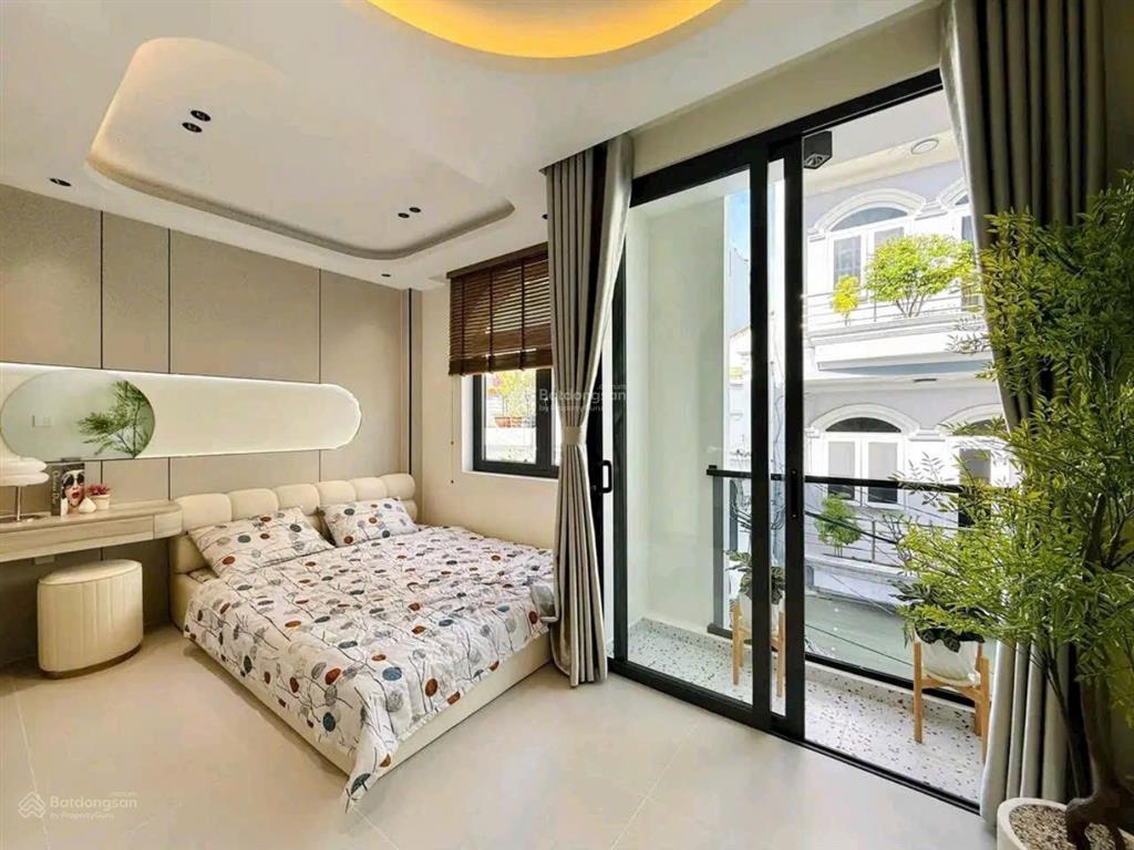 Siêu phẩm lê quý đôn, võ thị sáu, quận 3. 4,660ty/81,5m2. cách dinh độc lập 3phút cho thuê 33 tr/th