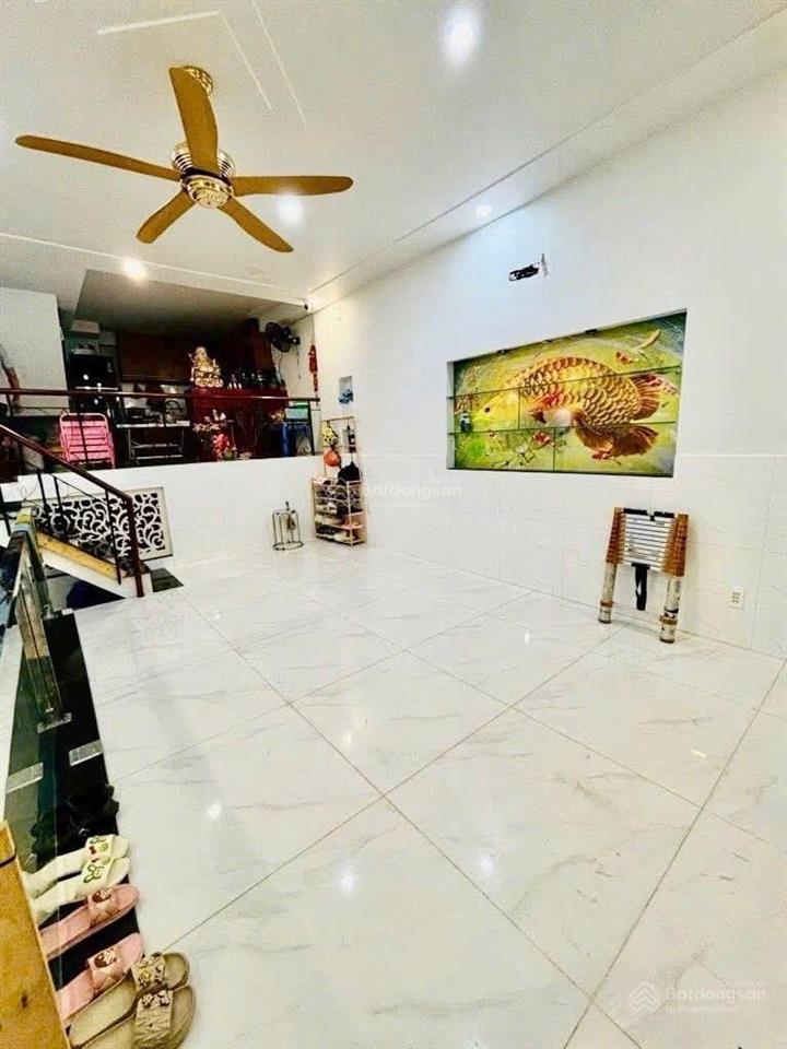 Giá tốt, ngay mặt phố hai bà trưng, p. võ thị sáu, quận 3. 76,5m2 gần chợ tân định