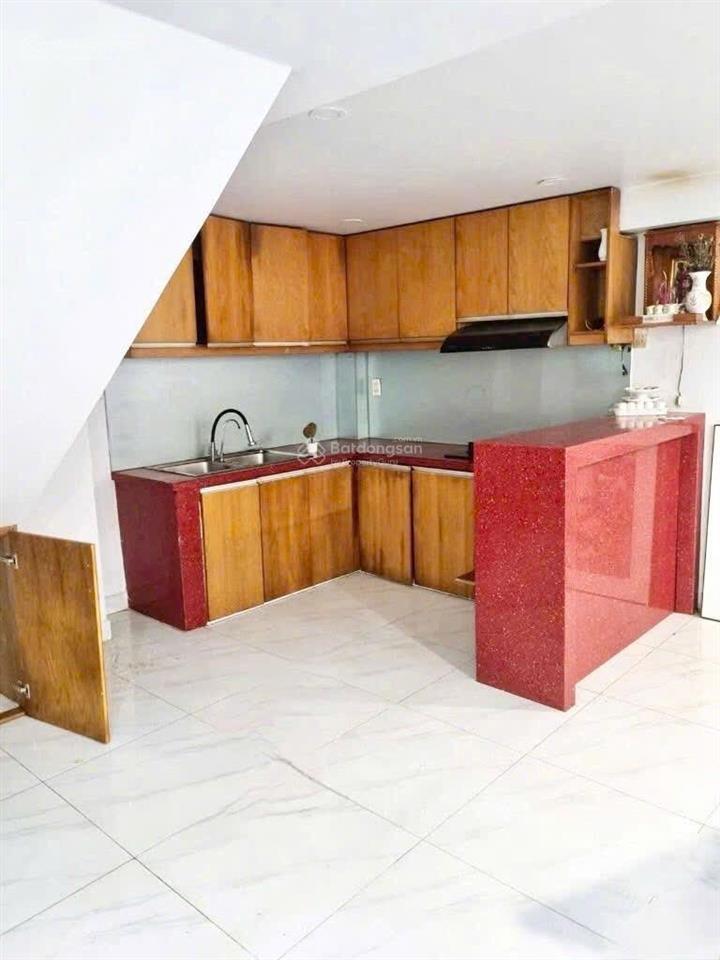 Giá tốt, ngay mặt phố hai bà trưng, p. võ thị sáu, quận 3. 76,5m2 gần chợ tân định