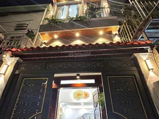 Chủ cần tiền bán nhanh nhà 81m2/4,560 tỷ nguyễn trãi p2 quận 5 cách ubnd phường 5 phút, thuê 33tr