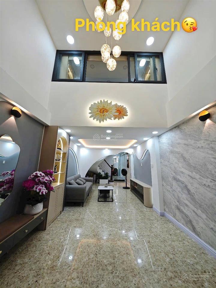 Chủ cần tiền bán nhanh nhà 81m2/4,560 tỷ nguyễn trãi p2 quận 5 cách ubnd phường 5 phút, thuê 33tr