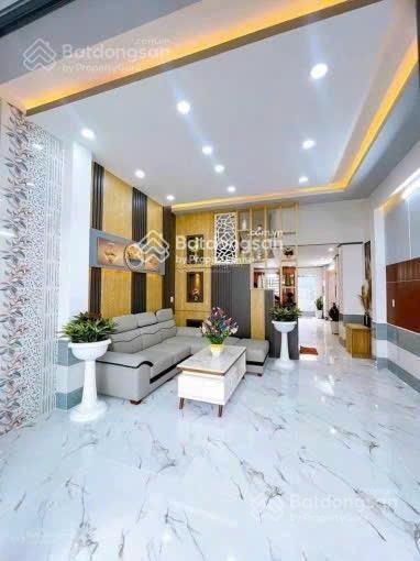 Cô na cần bán gấp nhà đường nguyễn thông, p9, quận 3. 4,780ty/ dt 91m cách bệnh viện mắt hcm 300m