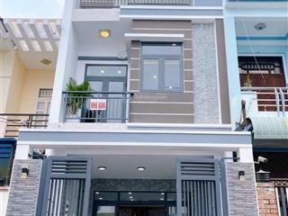 Cô na cần bán gấp nhà đường nguyễn thông, p9, quận 3. 4,780ty/ dt 91m cách bệnh viện mắt hcm 300m
