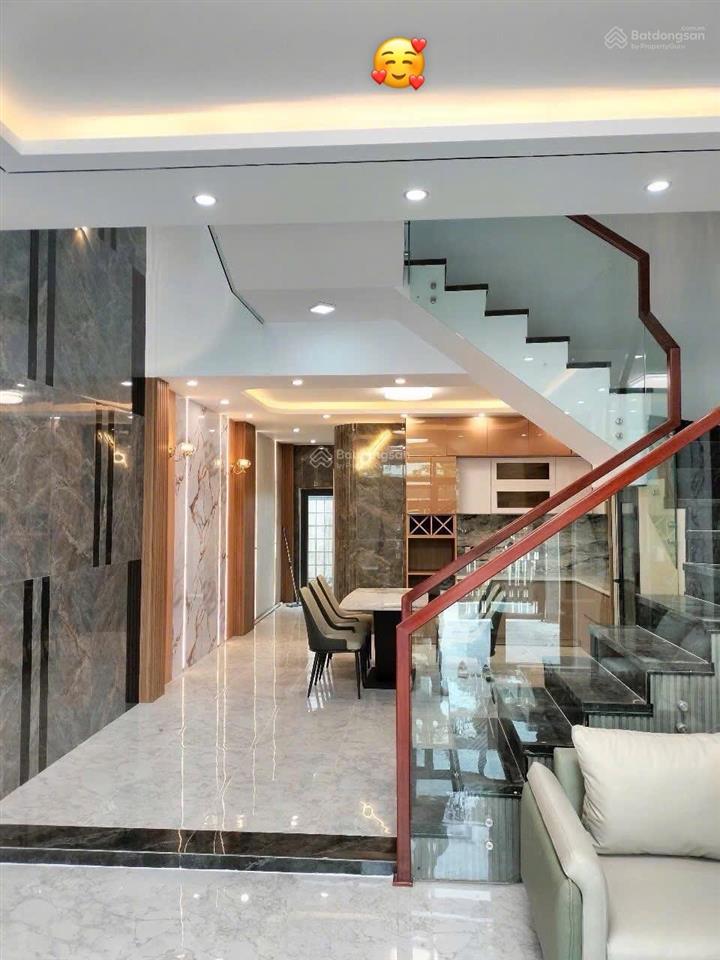 Siêu phẩm cực rẻ đ võ văn tần, p5, quận 3. 3,8ty/ dt 78m2. giáp với quận 1 gần công viên tao đàn