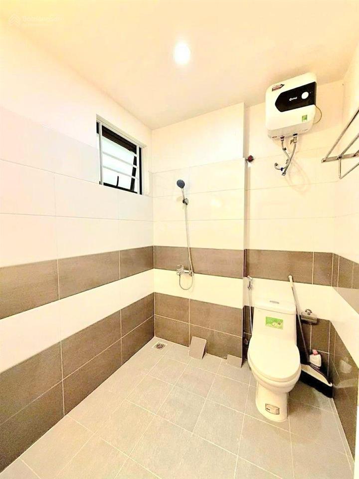 Bán nhanh! phạm ngọc thạch, gần phố, ngõ ba gác tránh, dân xây, sân xe, sổ cc, ở ngay, 48mx5t