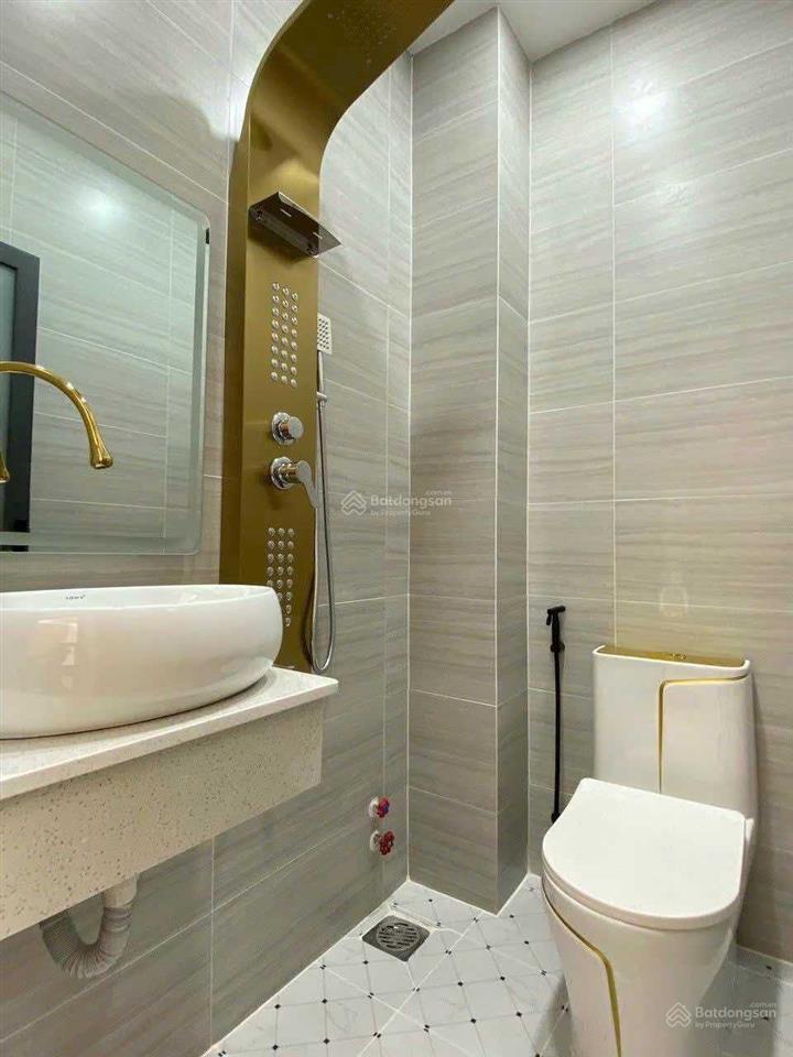 Chốt nhanh kẻo mất căn nhà phố bùi hữu nghĩa, p7, q5, dt 68m2, cho thuê 18 triệu, shr